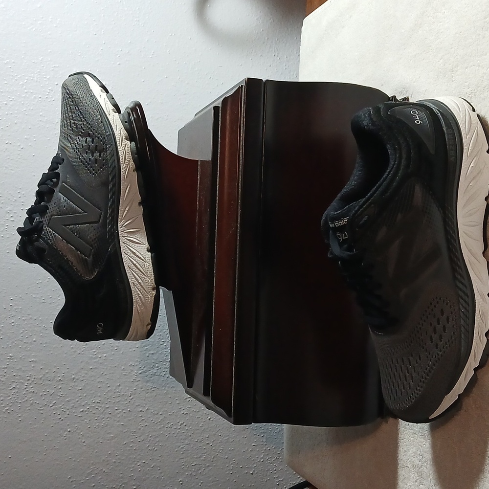 New Balance 940V4 Dark Grey/Black, Women's Size-6.5
